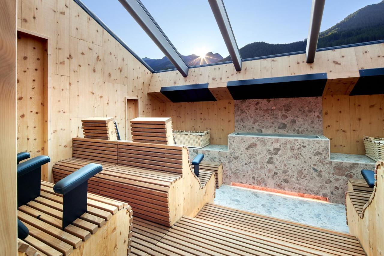 Hotel Quelle Nature Spa Resort Santa Maddalena in Casies Luaran gambar