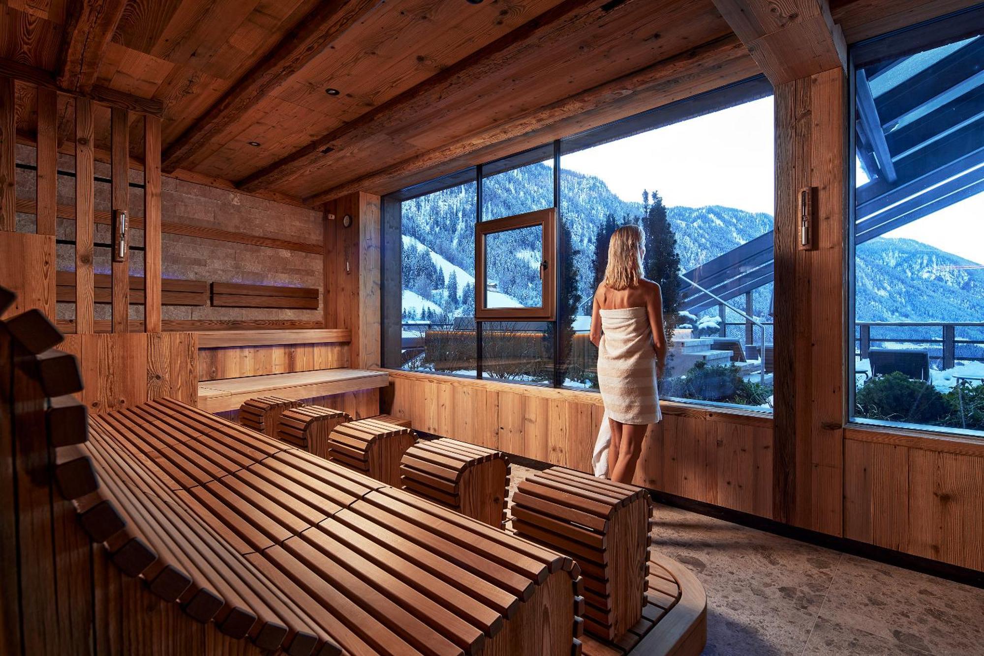 Hotel Quelle Nature Spa Resort Santa Maddalena in Casies Luaran gambar