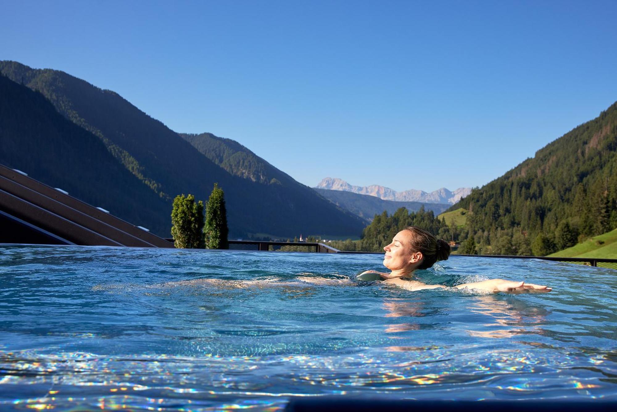 Hotel Quelle Nature Spa Resort Santa Maddalena in Casies Luaran gambar