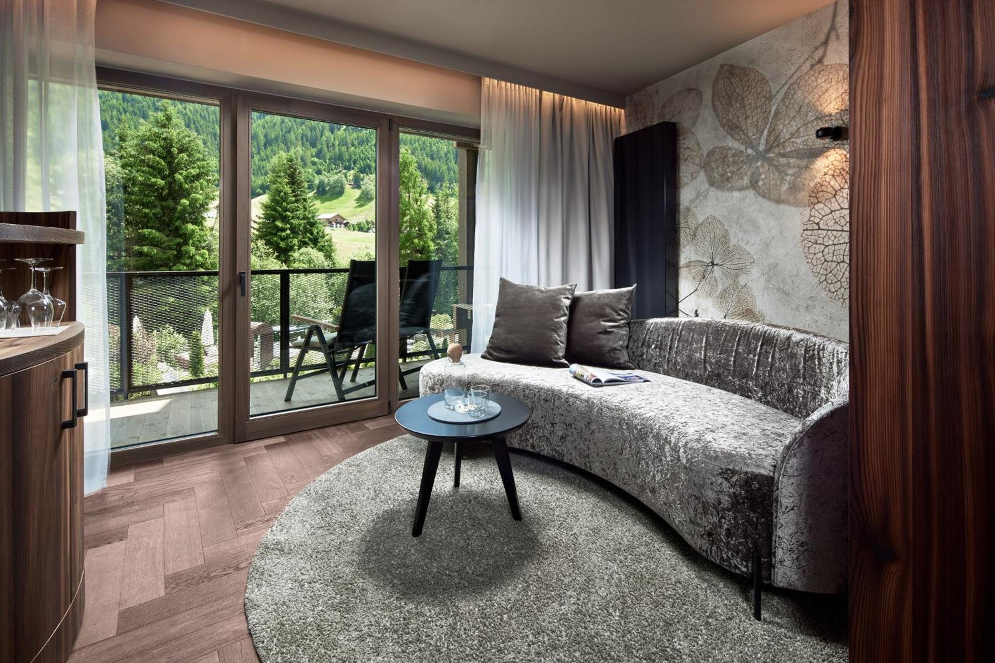 Hotel Quelle Nature Spa Resort Santa Maddalena in Casies Luaran gambar