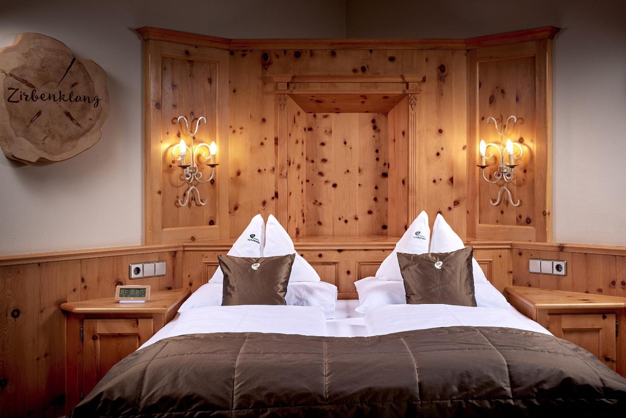Hotel Quelle Nature Spa Resort Santa Maddalena in Casies Bilik gambar